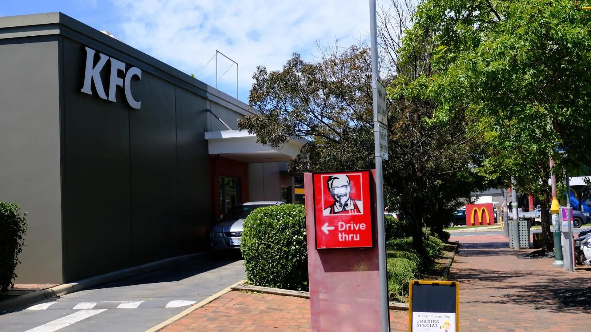 Japanese Penthouse Retreat 1B1B 2 Parking 5-Min Tram-To-Cbd Brekky Wifi Netflix Apartment Canberra 0*,  Australia