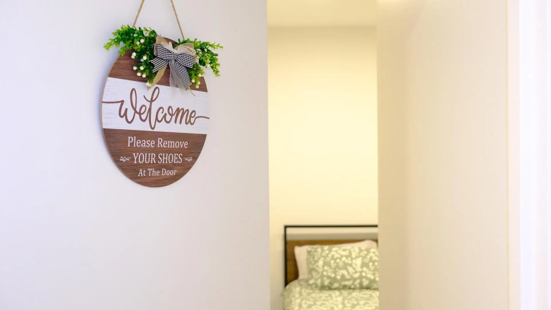 Japanese Penthouse Retreat 1B1B 2 Parking 5-Min Tram-To-Cbd Brekky Wifi Netflix Apartment Canberra